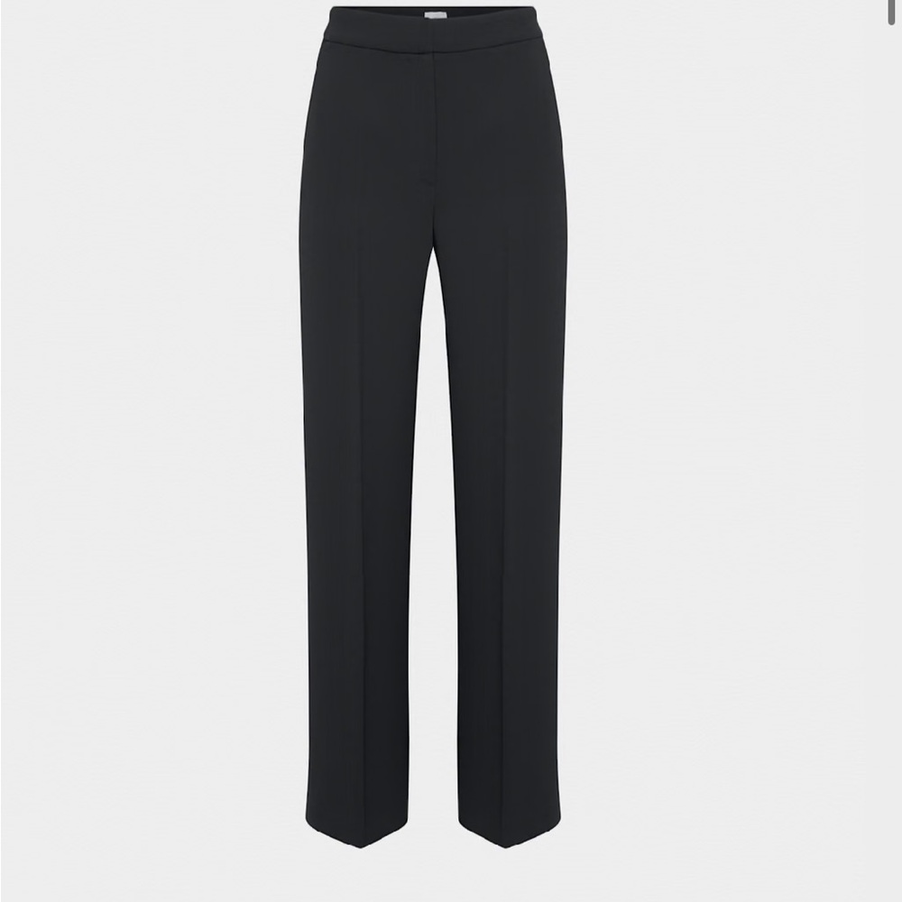 Aritzia Black Limitless Pant